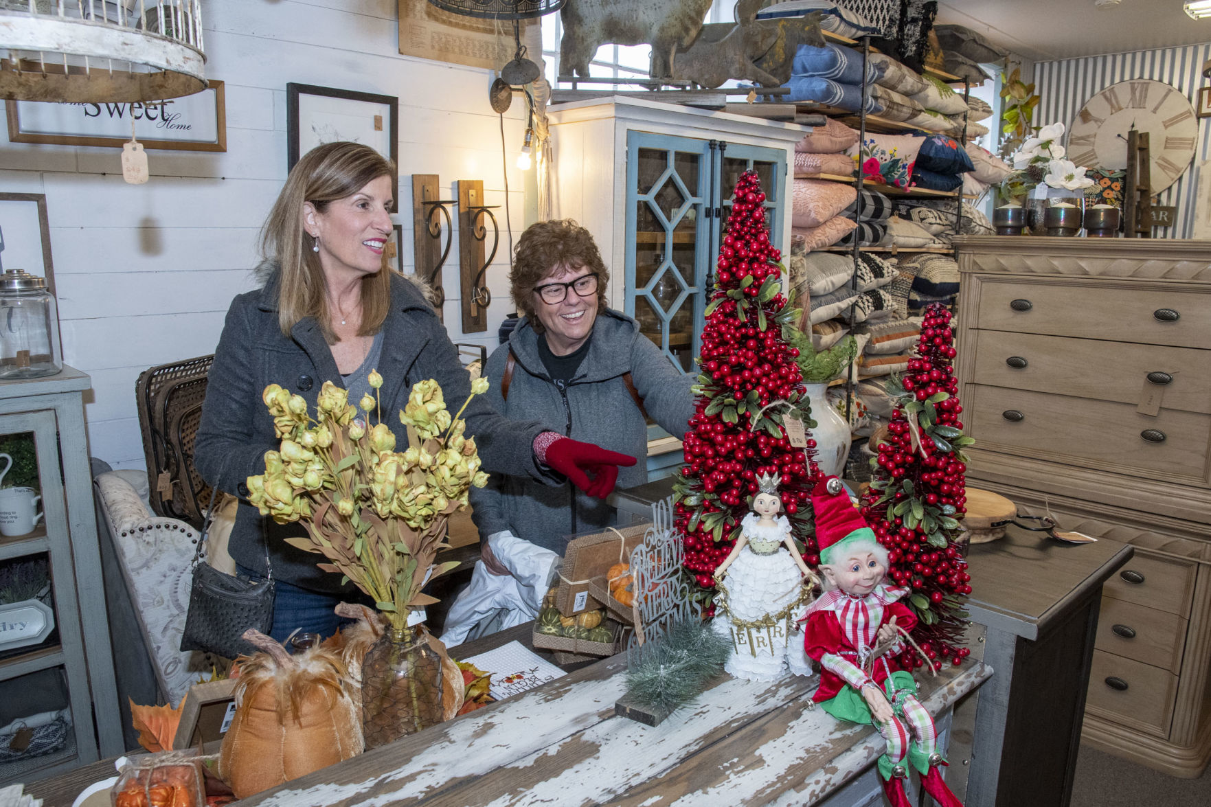 113019 Small Business Saturday 01.jpg